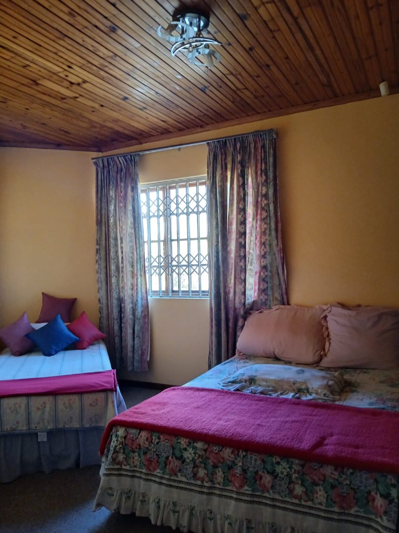 5 Bedroom Property for Sale in King Williams Town Ext 30 Eastern Cape